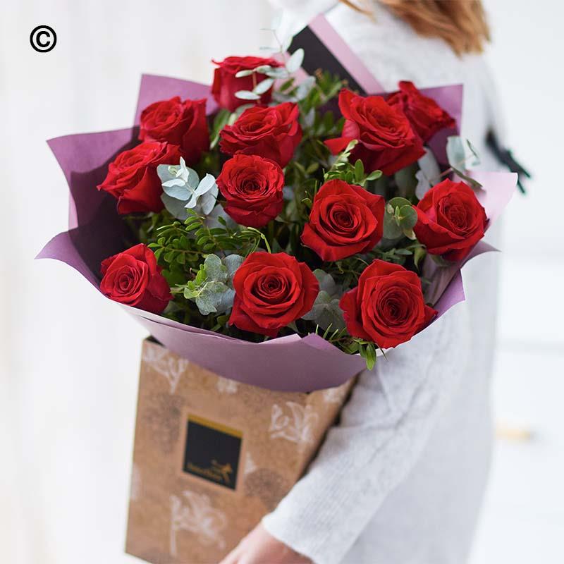 Valentine's Luxury Dozen Large-headed Roses
